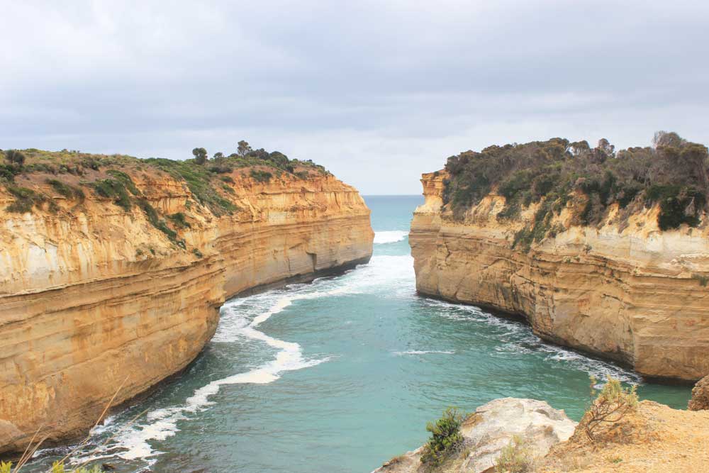 Six of the Best Cheap Holiday Destinations Near Melbourne | The Great Ocean Road | Loch Ard Gorge
